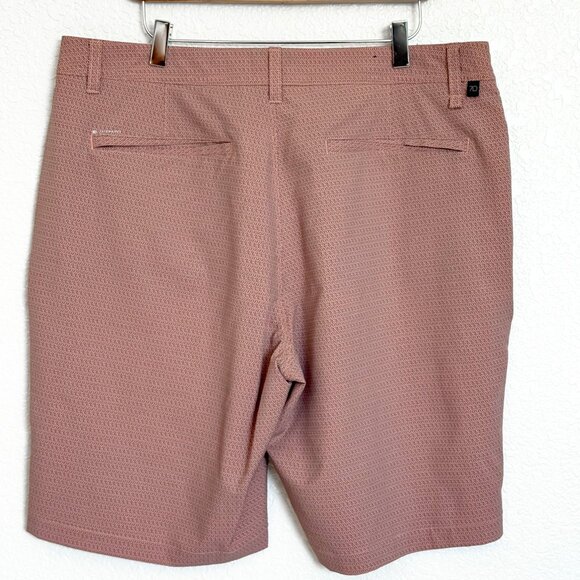 7Diamonds Stadium Performance Shorts Men's 36 Brick Red Stretch Golfcore Casual - Picture 5 of 9